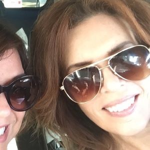 Meet your Posher, Laurie